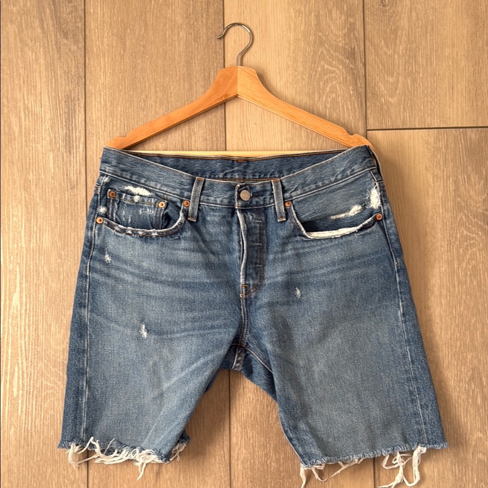 Levi Distressed Long Denim Shorts 30